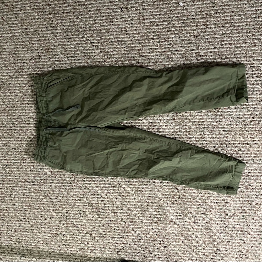 LL BEAN Green Casual Pants Drawstring Front